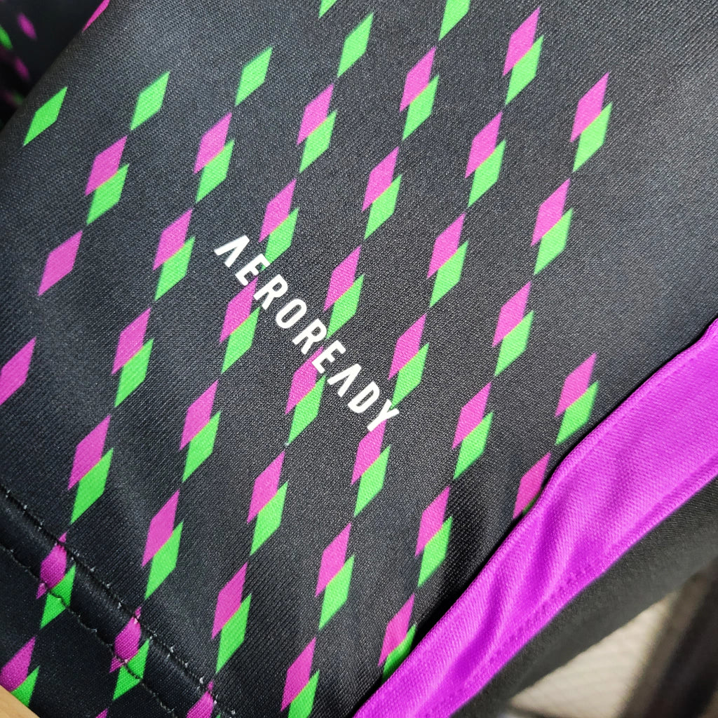 Bayern Munich 2023/24 Away Shirt - Black/Purple