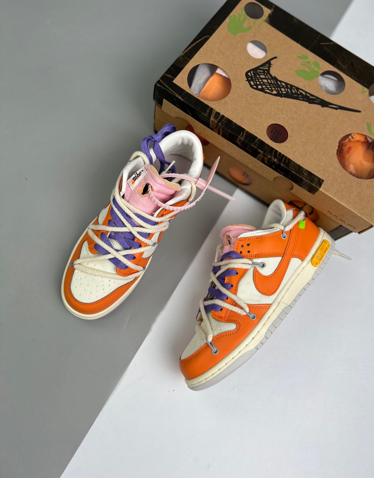 Dunk Low Off-White Orange