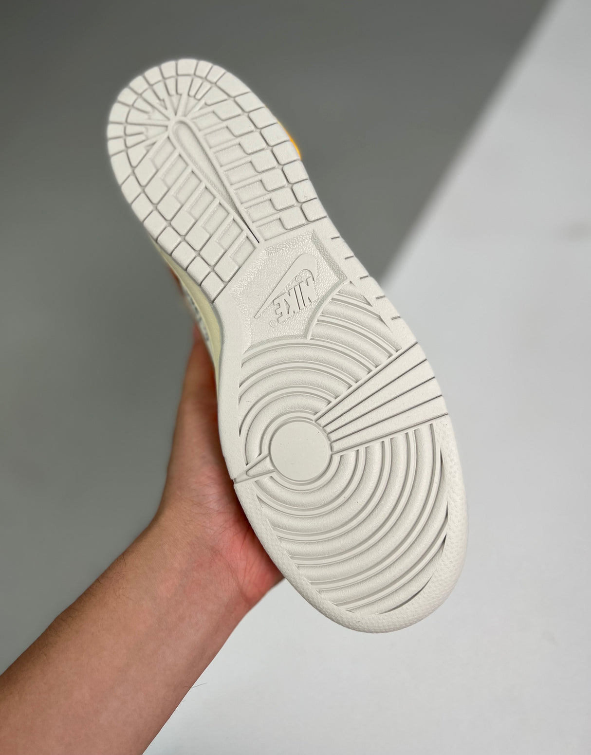 Dunk Low Off-White Orange