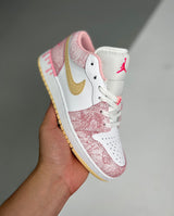 Air Jordan 1 Low pink