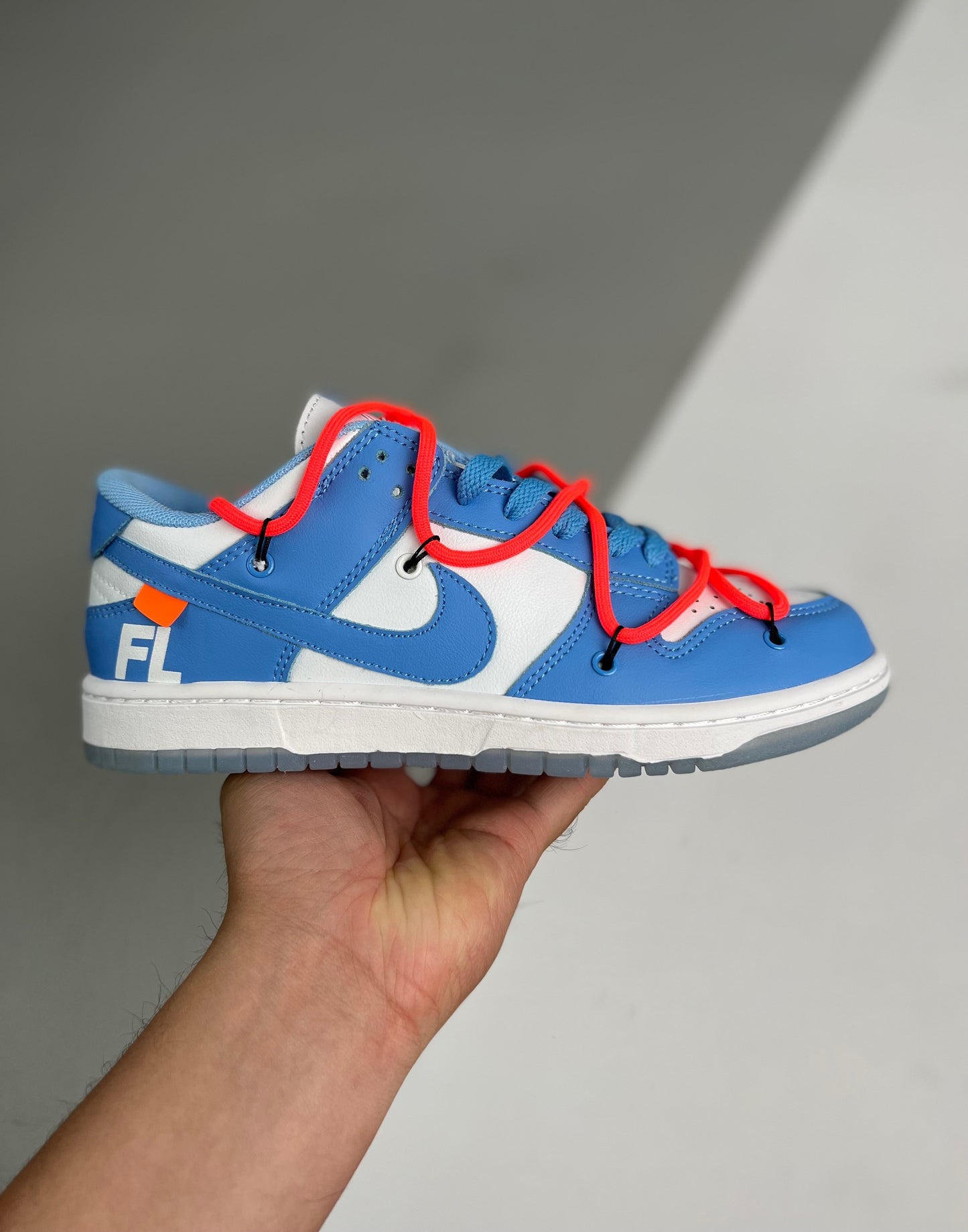 Dunk Low Off-White