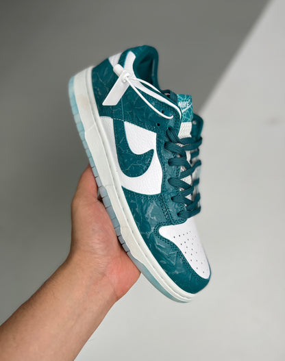 Dunk Low Ocean